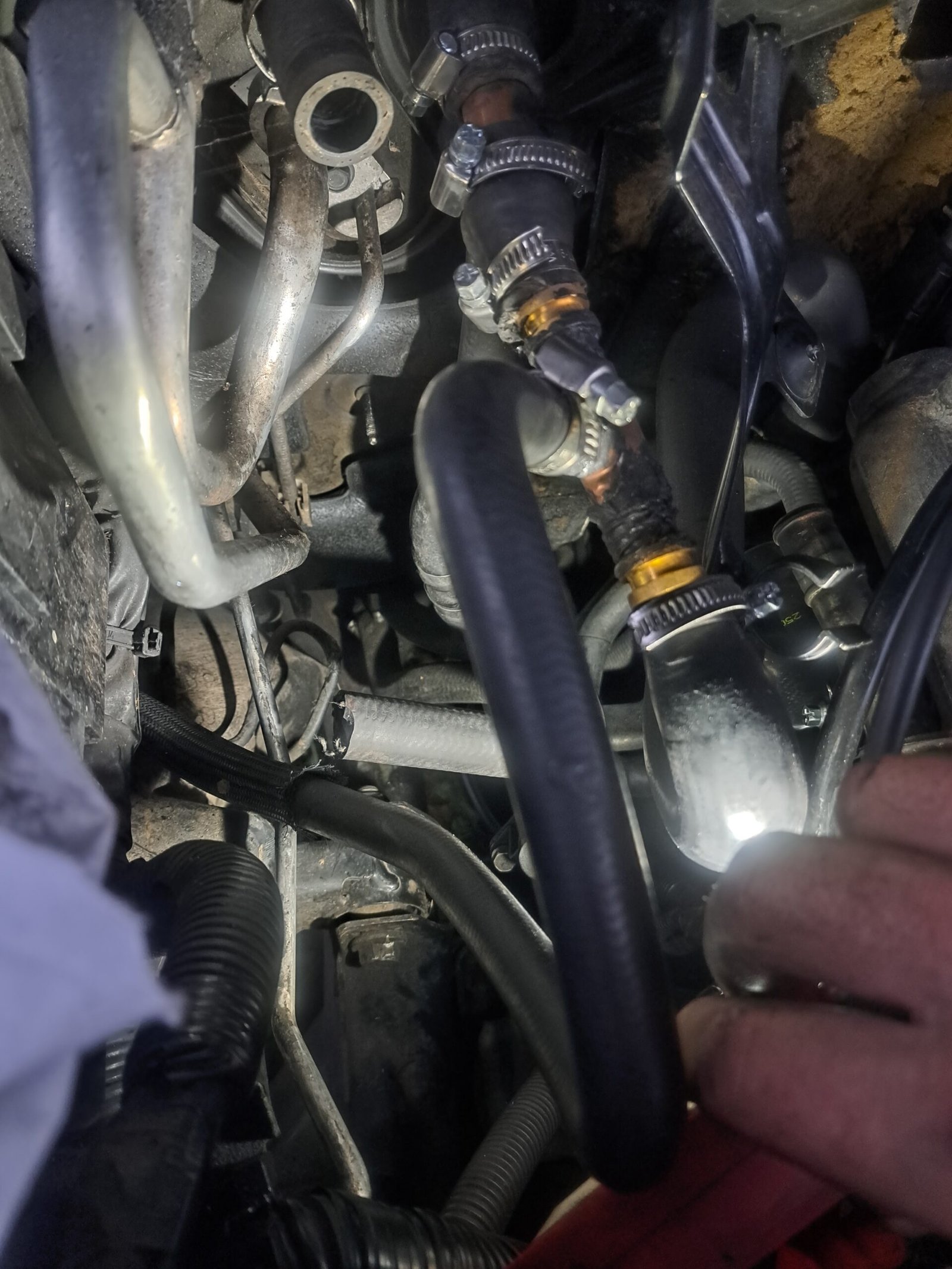 surchauffe moteur nissan yd25